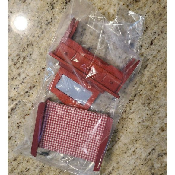 Greenbrier International Doll House Furniture Red Wood Plaid Bed. Mirror Dresser - Picture 11 of 11